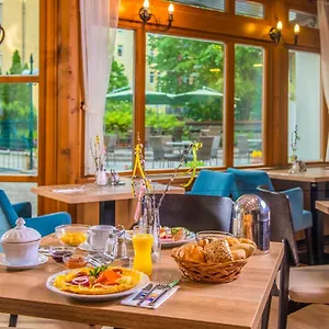 Otel Corvin Corvin Wing, Budapeşte