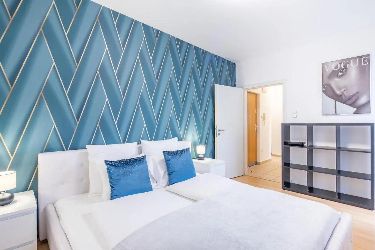 Two Bedrooms Apartment With Free Garage In The Downtown Budapest
